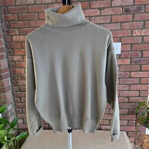 Womens Obermeyer Ski Snow Board Ice Skating Sweater Size M